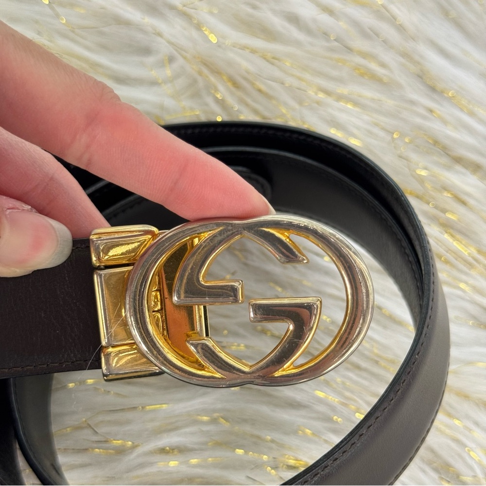 Gucci Black Leather Belt with Gold Double G Buckle - Picture 2 of 8